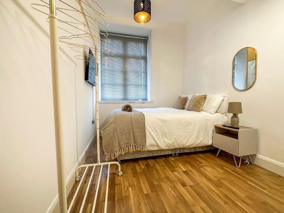 Newly Refurbished Luxury 3 Bedroom Apartment London Kültér fotó